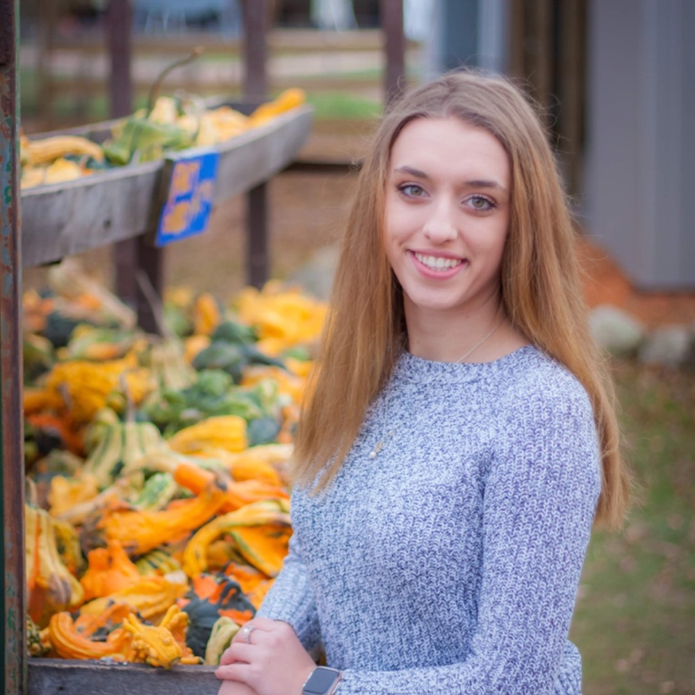 Meet your Posher, Lilly